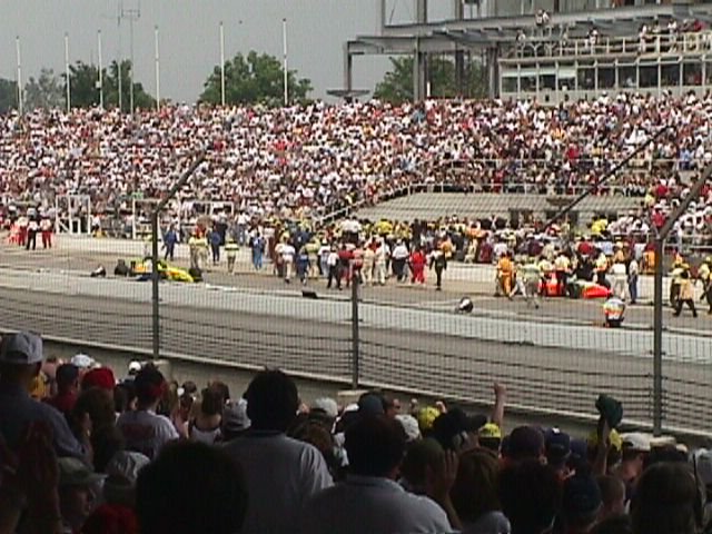aj-victory-lane.jpg (85426 bytes)