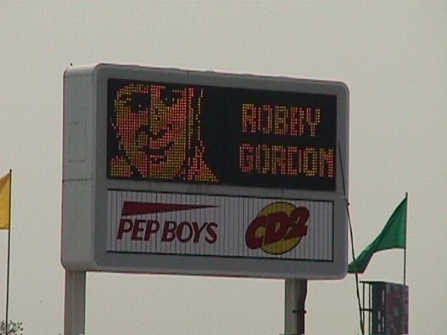 sign-robbygordon1.jpg (38445 bytes)